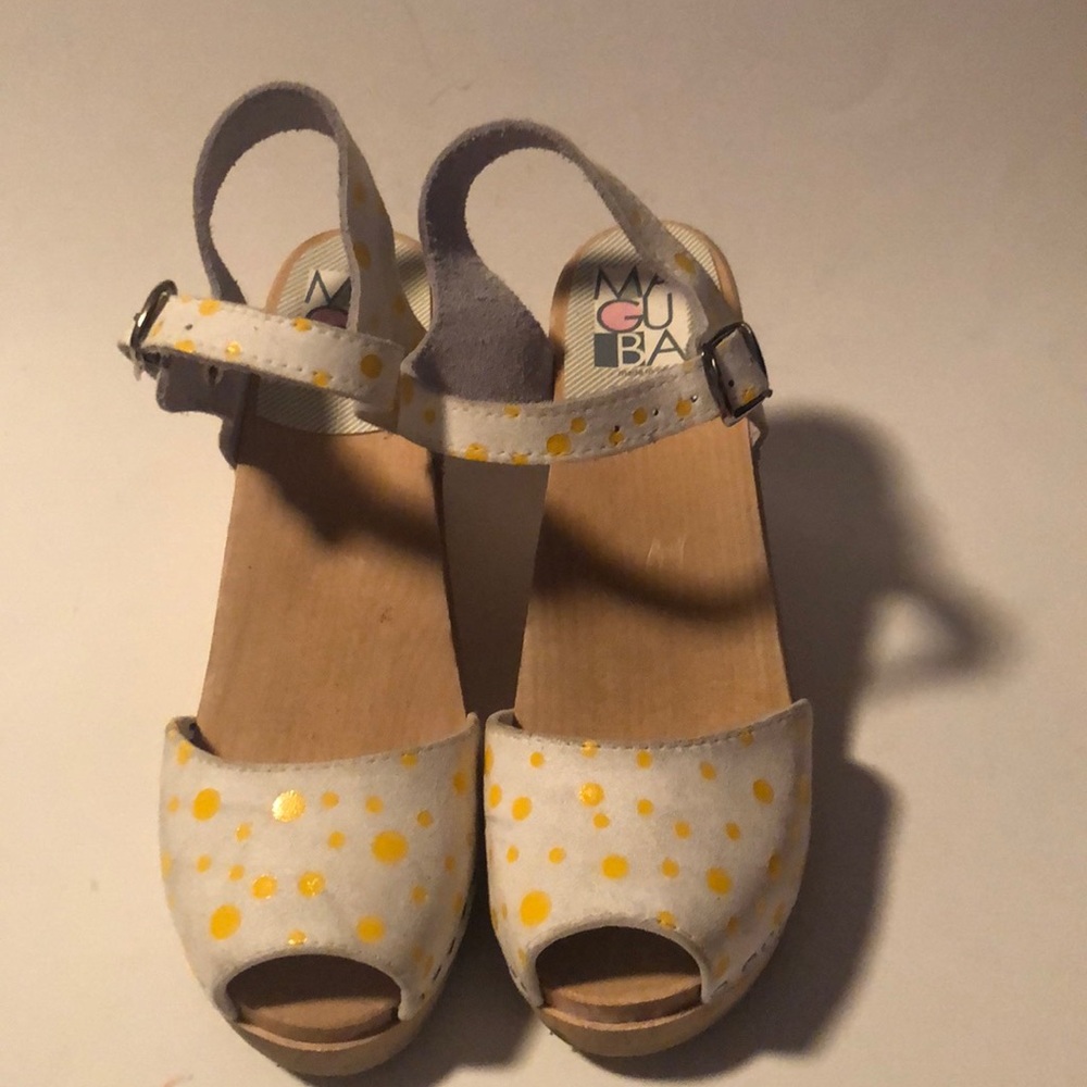 Maguba women’s shoes clog heel sz 36/6